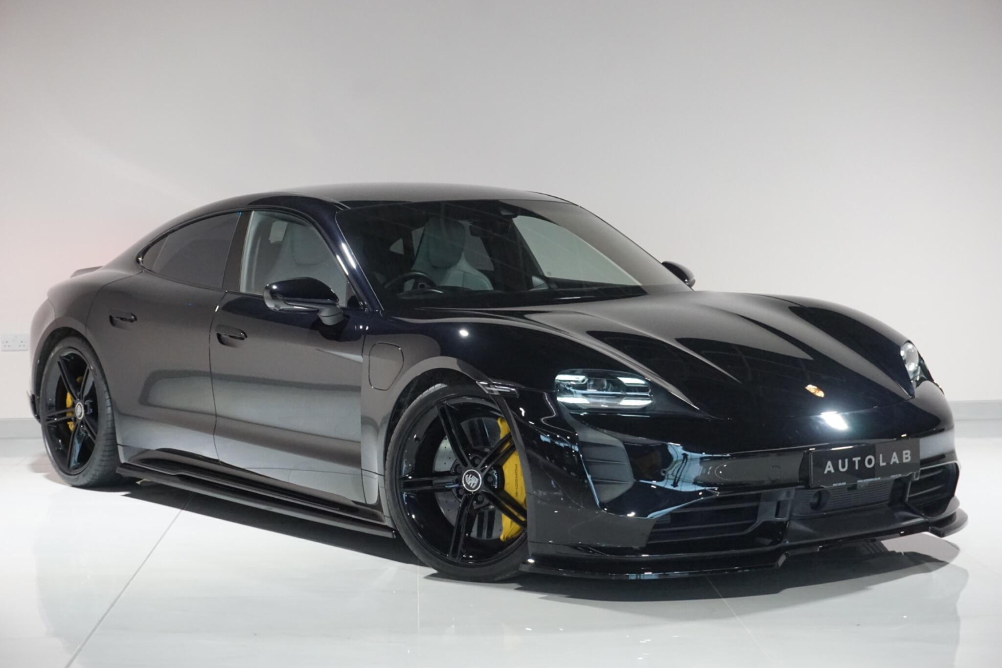 Porsche Taycan Performance Plus 93.4kWh Turbo Saloon 4dr Electric Auto 4WD (680 ps)